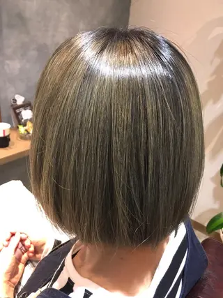 ショート カラー 浦山 和之のヘアスタイル