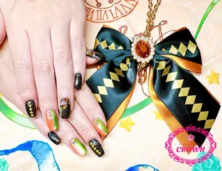 ネイル CROWN プライベートサロンのネイルデザイン