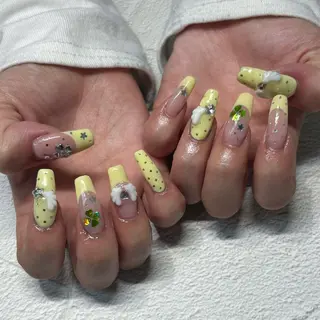 ネイル Bianca浦和🍀 suminaのネイルデザイン