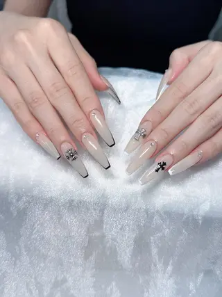 ネイル RiNo Nail Salon所属・RinO Nail 大阪のネイルデザイン