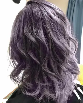 ミディアム カラー ヘアアレンジ 濱田 ヒデキのヘアスタイル
