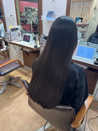 ロング パーマ特化 若山 結愛のヘアスタイル