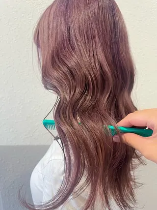 ロング カラー 艶ハイトーン/ 輝保🤍✨のヘアスタイル