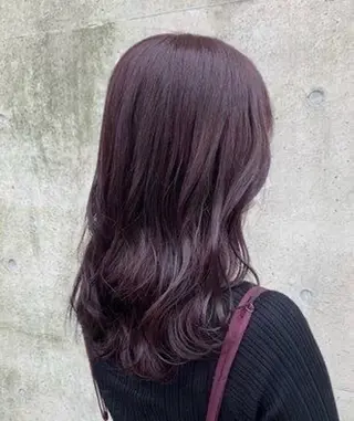 ミディアム カラー ローネス銀座店所属・森山 陽菜のヘアスタイル