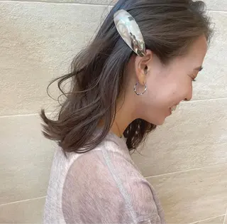 カラー 青山 莉奈のヘアスタイル