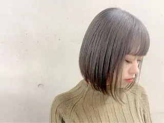 ショート カラー EMANON天神所属・Hitomi Ezakiのヘアスタイル