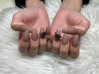 ネイル SOARE🤍 🤍のネイルデザイン