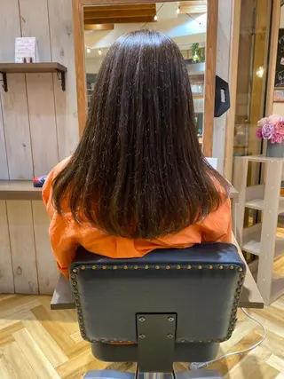 セミロング カラー 美髪改善・ブリーチ tadasuke⭐️のヘアスタイル