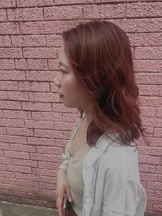 ミディアム カラー 🦩レイヤー|透明感 カラー🦩makoのヘアスタイル