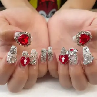 ネイル 🌈🐰 saki. m 🐰🌈のネイルデザイン