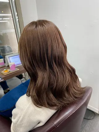 セミロング 月野涼風 /レイヤーカットのヘアスタイル