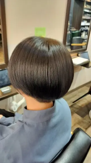 ショート lafit  中川 天のヘアスタイル