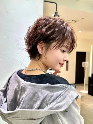 ショート ケアブリーチ✖️ 似合わせショート✨のヘアスタイル