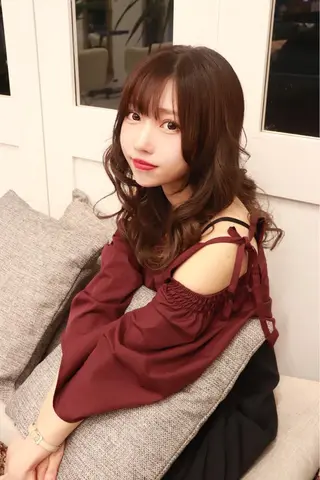 セミロング カラー ケアブリーチ&シール エクステの店和田翔莉のヘアスタイル