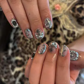 ネイル yuri / 個性派nailのネイルデザイン