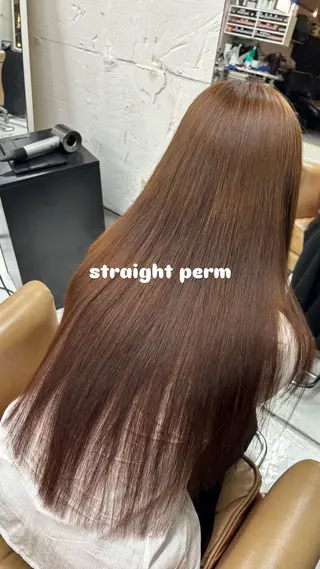 ロング ブリーチෆ‪髪質改善 🎀ོ白岩亜実🎀ོのヘアスタイル