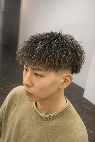 カラー パーマ メンズ 服部 将汰のヘアスタイル