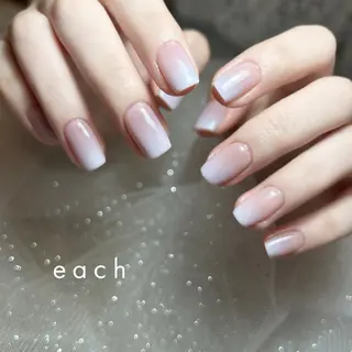 ネイル 𝒆𝒂𝒄𝒉 kanako 🕊のネイルデザイン