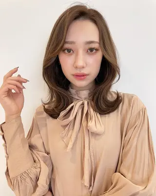 セミロング 松永 悠里のヘアスタイル