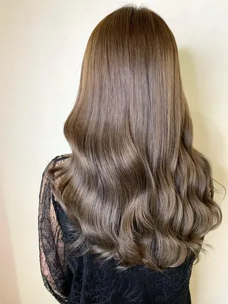 ロング カラー オリーブカラー 特化　　kaiのヘアスタイル