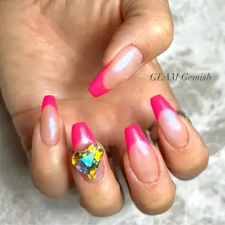 ネイル 藤崎 恵梨香のネイルデザイン