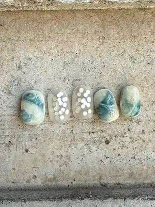 ネイル Manon/ rikaのネイルデザイン