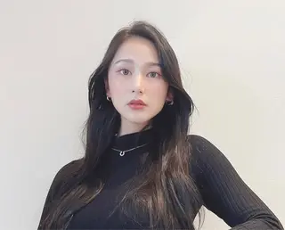 ロング 小山 ヨシタカのヘアスタイル