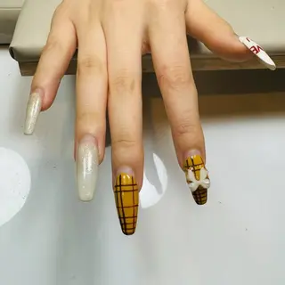 ネイル チョウ チョウのネイルデザイン
