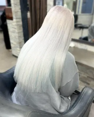 ロング カラー ハイトーンエクステ 🎩カズキ🎩のヘアスタイル