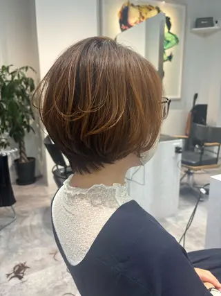 ショート カラー パーマ ヘアアレンジ マエダ アズミ🌱のヘアスタイル