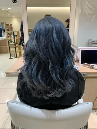 ロング lore 金杉悠作のヘアスタイル