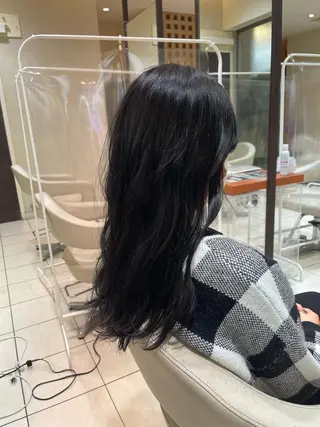 ロング カラー カネヒラ リョウスケのヘアスタイル