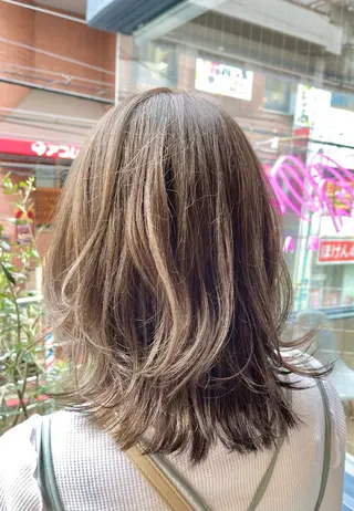 ミディアム カラー GOAT hair SHOKOのヘアスタイル