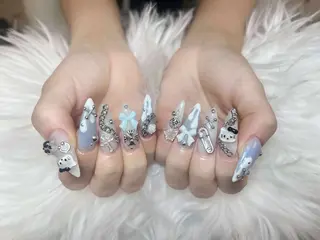 ネイル anh nail anne🤍のネイルデザイン