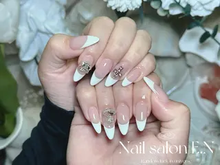 ネイル E.N🦋 長さ出し/持ち込みのネイルデザイン