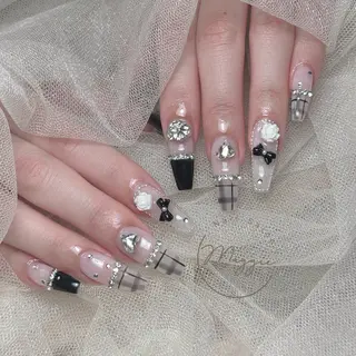 ネイル Maggie Nail🦩のネイルデザイン