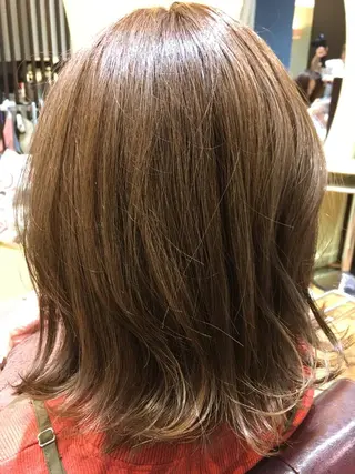ミディアム オオニシ アキラのヘアスタイル