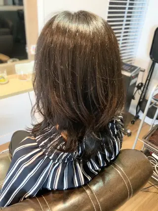 カラー 堀 望美のヘアスタイル