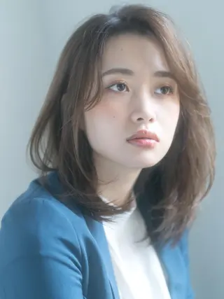 ミディアム 🎀ハイトーン/レイ ヤー/Reina🎀のヘアスタイル