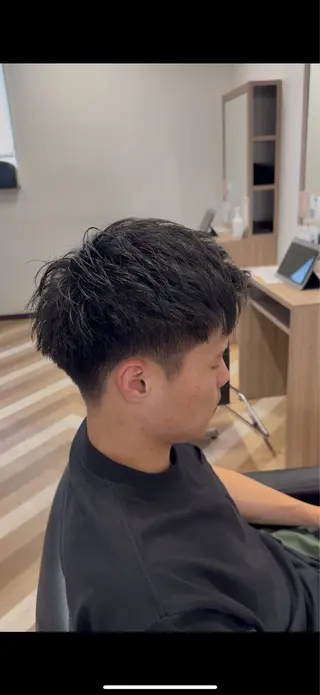 メンズ 剣持 快吏ARISEのヘアスタイル
