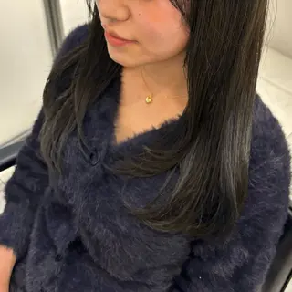 セミロング カラー レイヤー🤍透明感 カラー🤍AKARIのヘアスタイル
