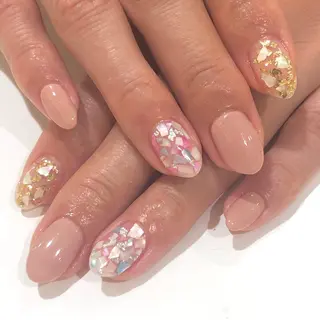 ネイル 矢崎 千春のネイルデザイン