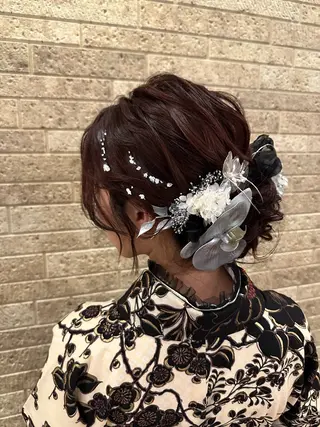 ヘアアレンジ 艶髪/ブリーチなし Wカラー🌺yuiのヘアスタイル