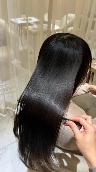 ロング マホ/髪質改善/艶髪 /レイヤー/ガーリーのヘアスタイル