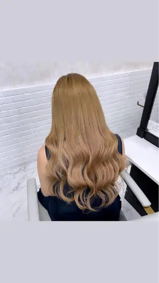 ロング カラー TACE新宿所属・tace新宿 めいのヘアスタイル