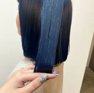 ショート カラー oriha .のヘアスタイル