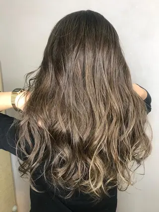 セミロング トップスタイリスト 江口 稜亮のヘアスタイル