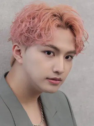 ショート カラー パーマ ヘアアレンジ メンズ スパイキー/フェザー /波巻き/かいとのヘアスタイル