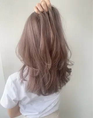 セミロング ミルクティーカラー 🌈店長クボのヘアスタイル