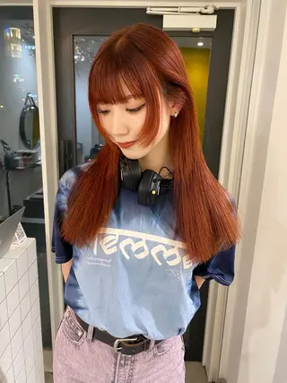 カラー 室屋 鈴音のヘアスタイル